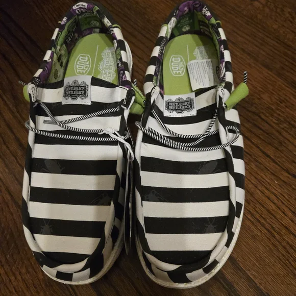 Hey Dude Beetlejuice - Picture 2 of 4